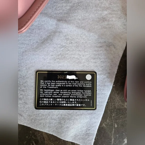 CHANEL Small Boy Bag. - Picture 14 of 15